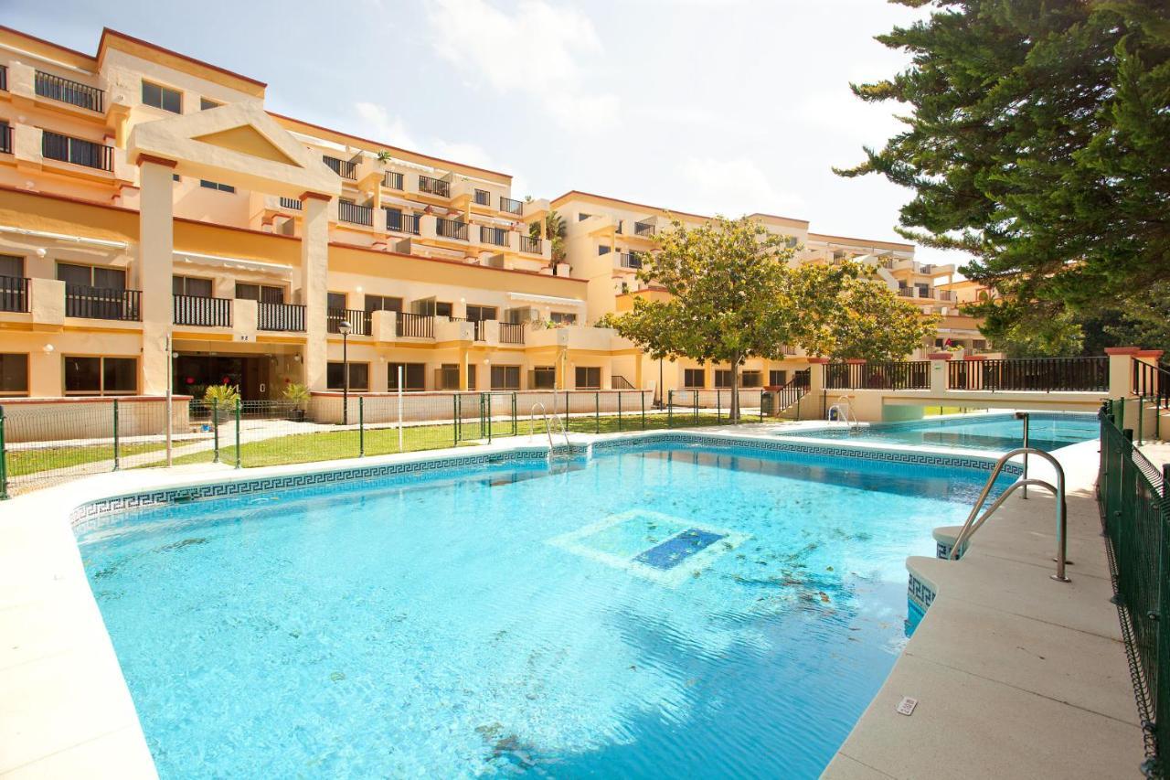 Romana Playa Studio With Sea View Apartman Marbella Kültér fotó